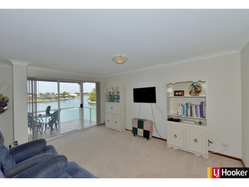 83 Waterside Drive, Dudley Park WA 6210