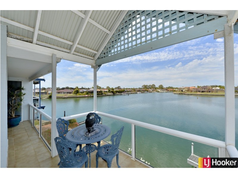83 Waterside Drive, Dudley Park WA 6210