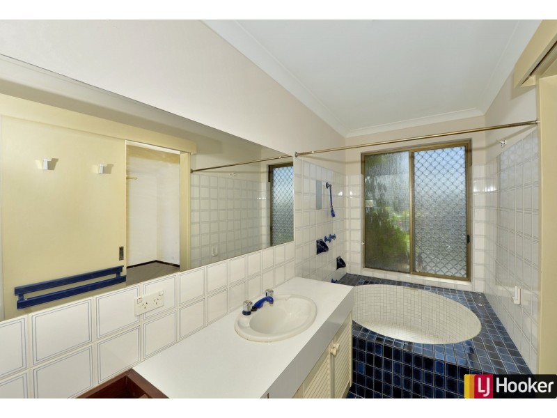 44 Peelwood Parade, Halls Head WA 6210