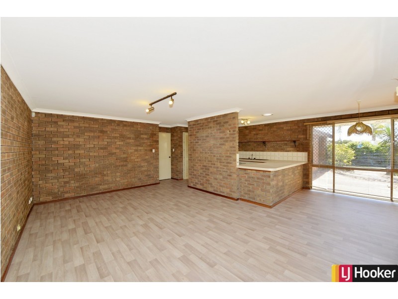 44 Peelwood Parade, Halls Head WA 6210