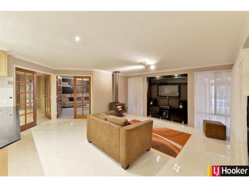 39 Midsummer Circle, Pinjarra WA 6208