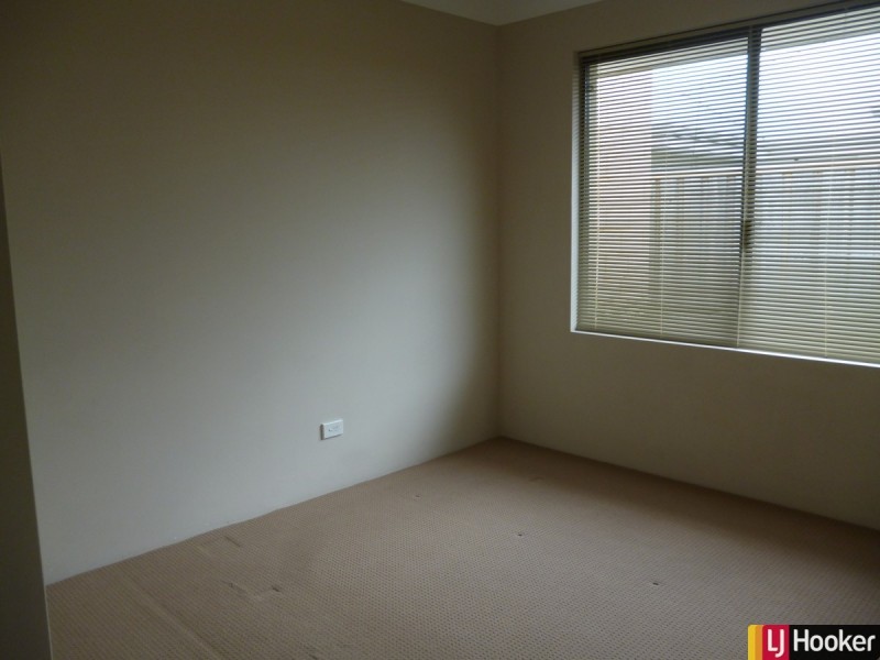 9 Stellaria Avenue, Halls Head WA 6210