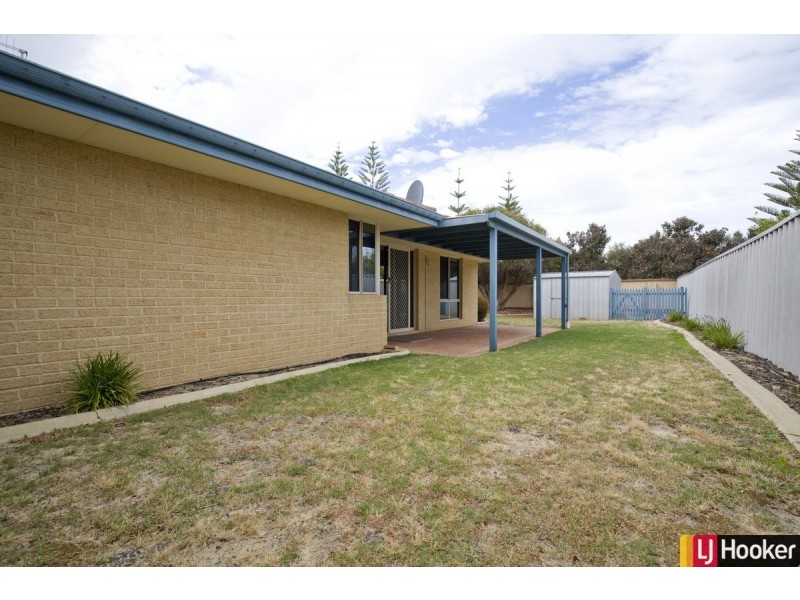 17 Lilac Green, Halls Head WA 6210
