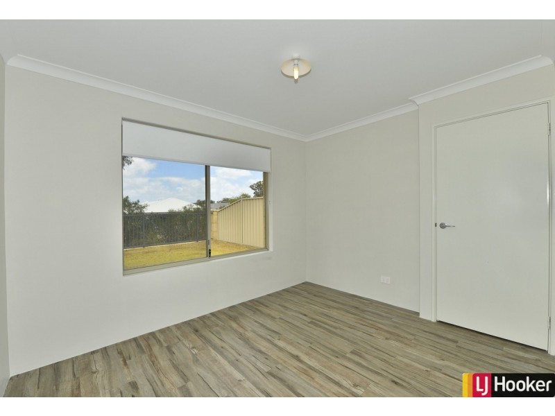 1 Lytham Lane, Meadow Springs WA 6210