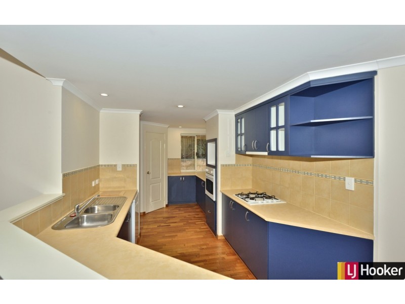 10 Staunton Rise, Halls Head WA 6210