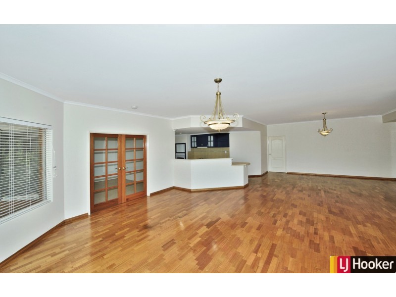 10 Staunton Rise, Halls Head WA 6210