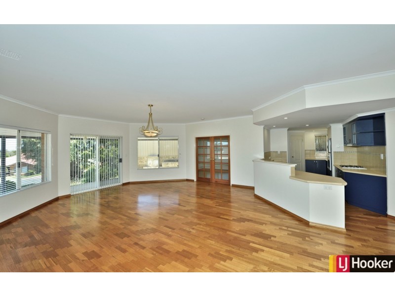 10 Staunton Rise, Halls Head WA 6210