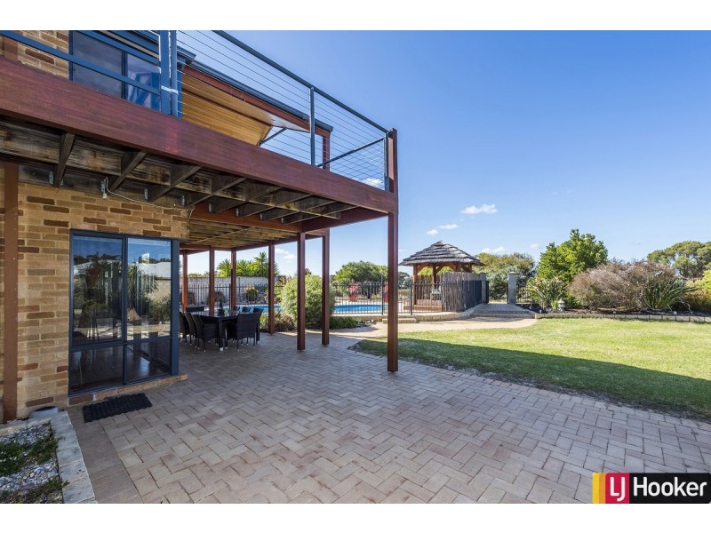 12 Placid Waters Parade, Coodanup WA 6210