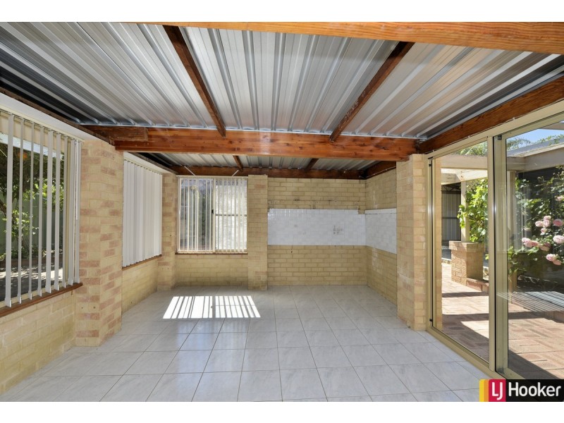 28 Admiralty Crescent, Halls Head WA 6210