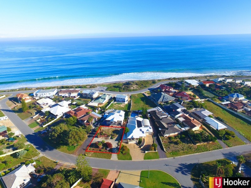 28A Mippi Road, Halls Head WA 6210