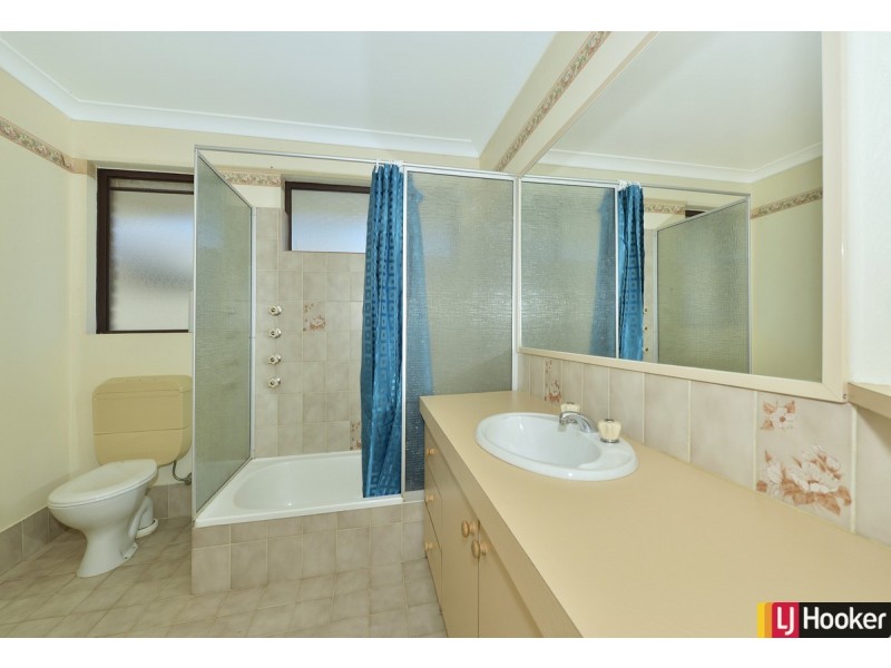 1 Redcliffe Road, Greenfields WA 6210