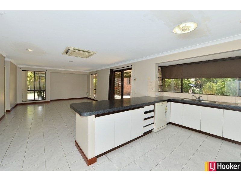 1 Redcliffe Road, Greenfields WA 6210