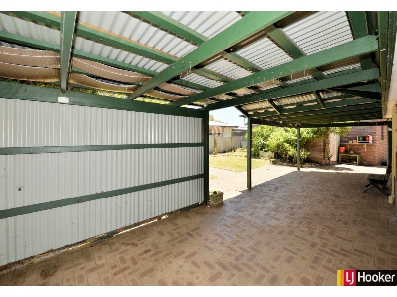 1 Redcliffe Road, Greenfields WA 6210
