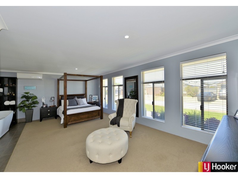 3 Sandbridge Way, Meadow Springs WA 6210