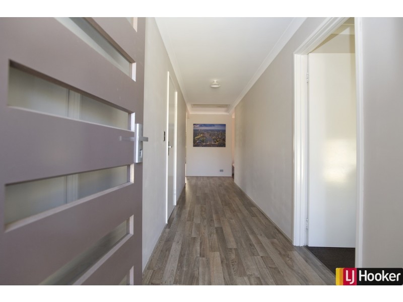 10 Ventura Way, Meadow Springs WA 6210