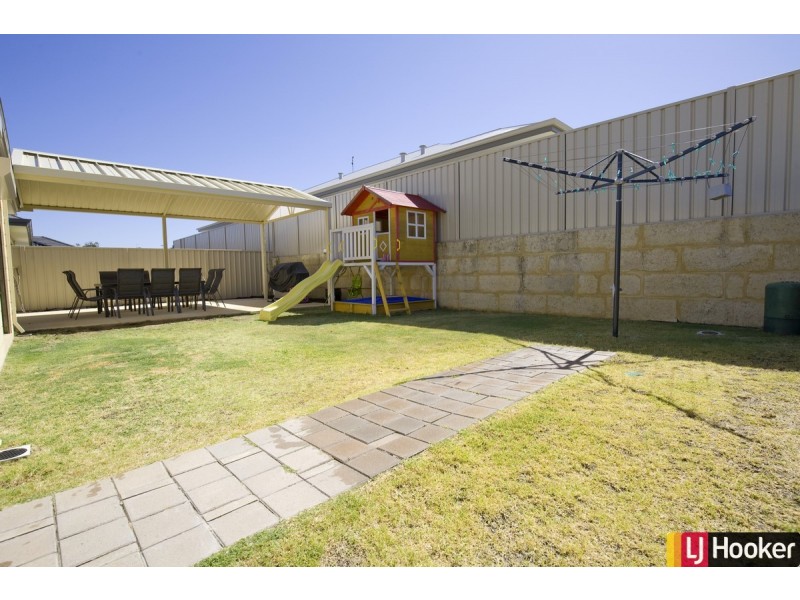 10 Ventura Way, Meadow Springs WA 6210