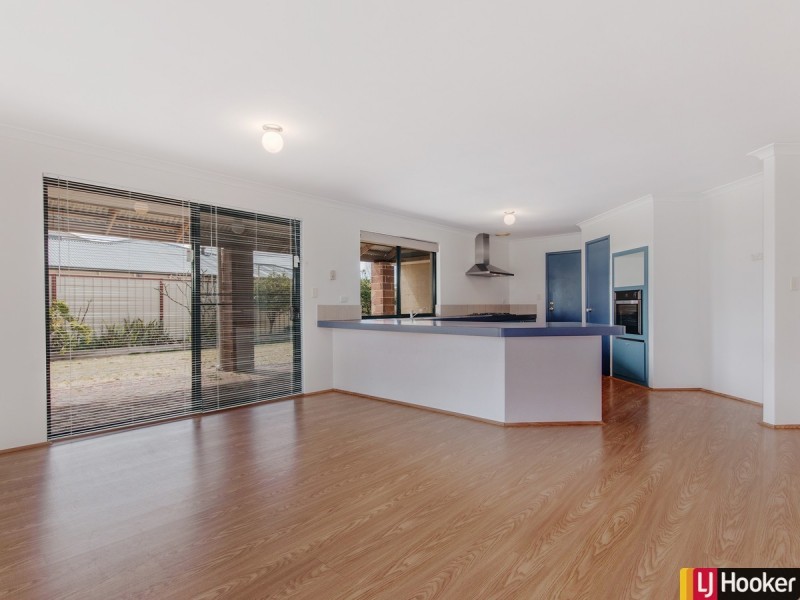 11 Mileura Street, Golden Bay WA 6174