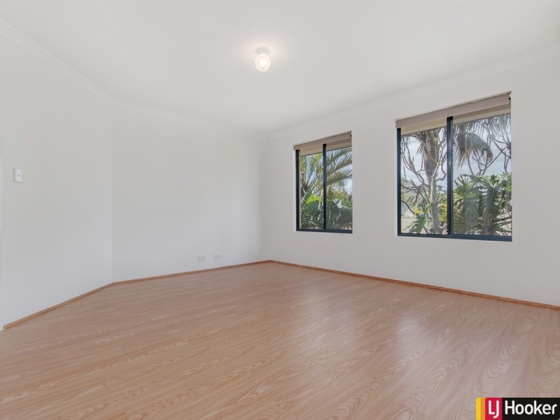 11 Mileura Street, Golden Bay WA 6174