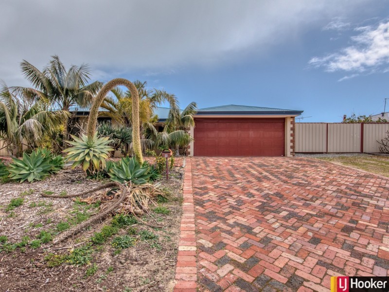 11 Mileura Street, Golden Bay WA 6174