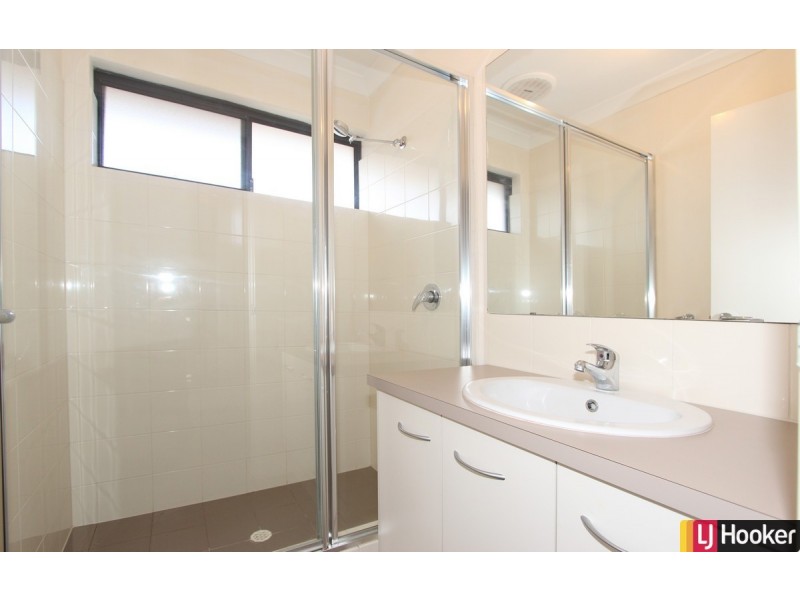 32A Guillardon Terrace, Madora Bay WA 6210