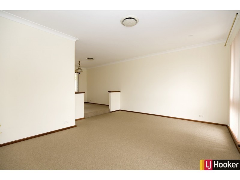 16 Muir Place, Halls Head WA 6210