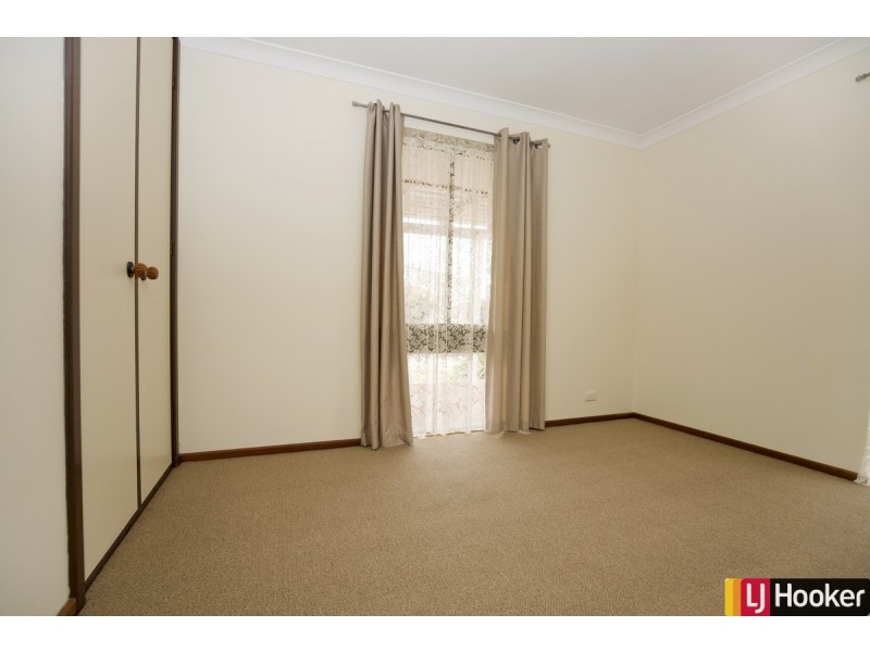 16 Muir Place, Halls Head WA 6210