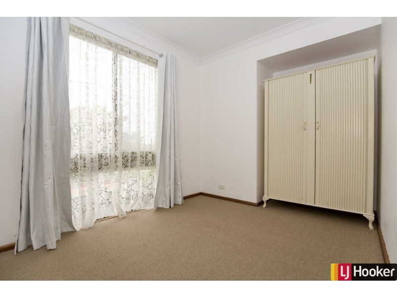 16 Muir Place, Halls Head WA 6210