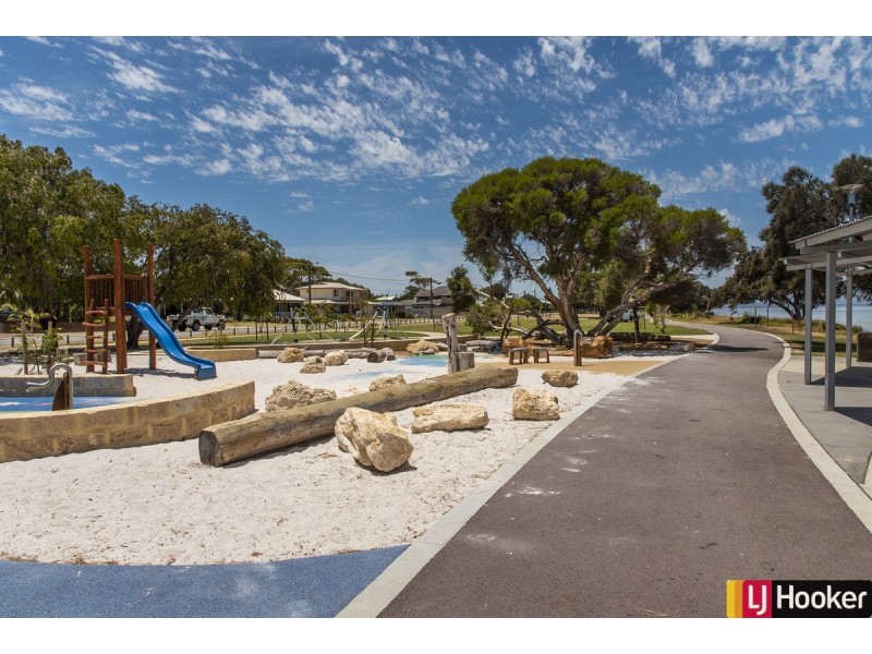 25 Littleton Street, Falcon WA 6210