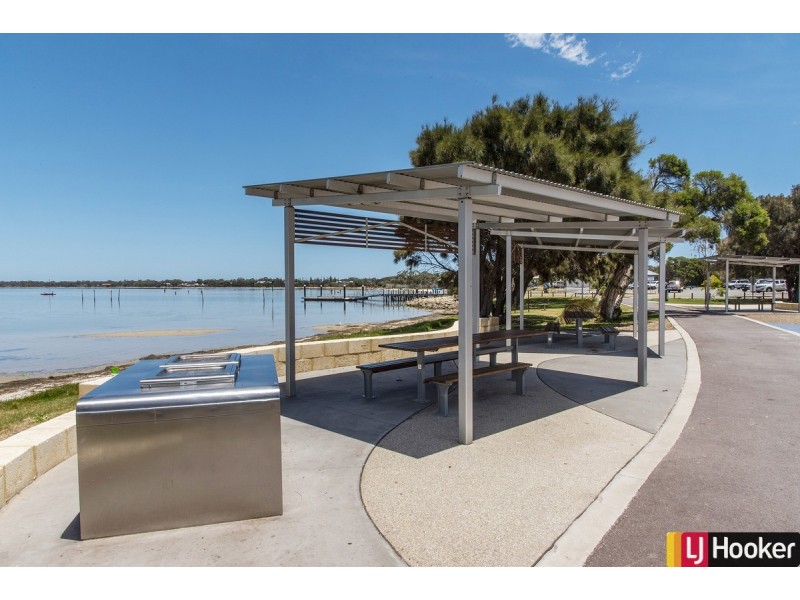 25 Littleton Street, Falcon WA 6210