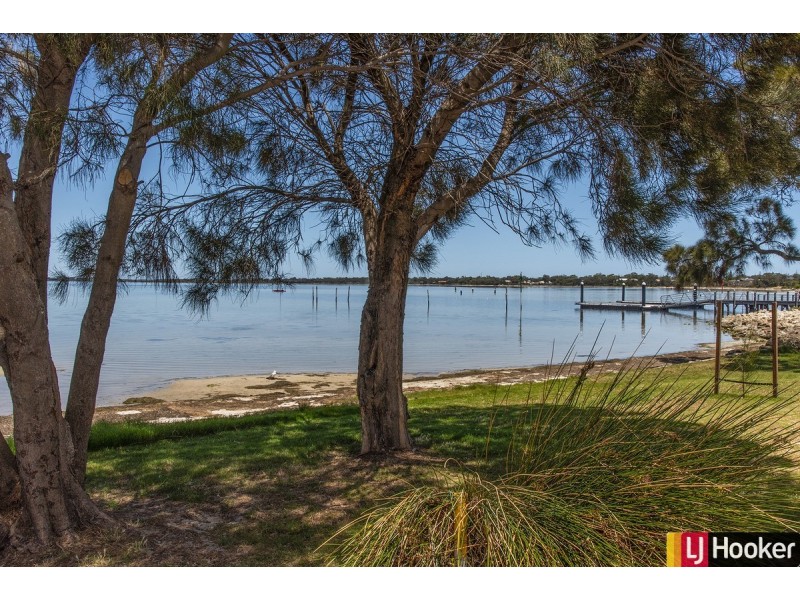25 Littleton Street, Falcon WA 6210