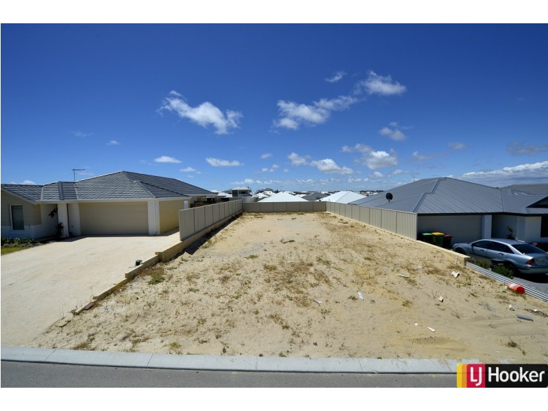 12 Yerilla Road, Golden Bay WA 6174