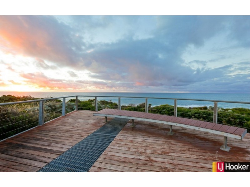 8 Vestita Lane, Halls Head WA 6210