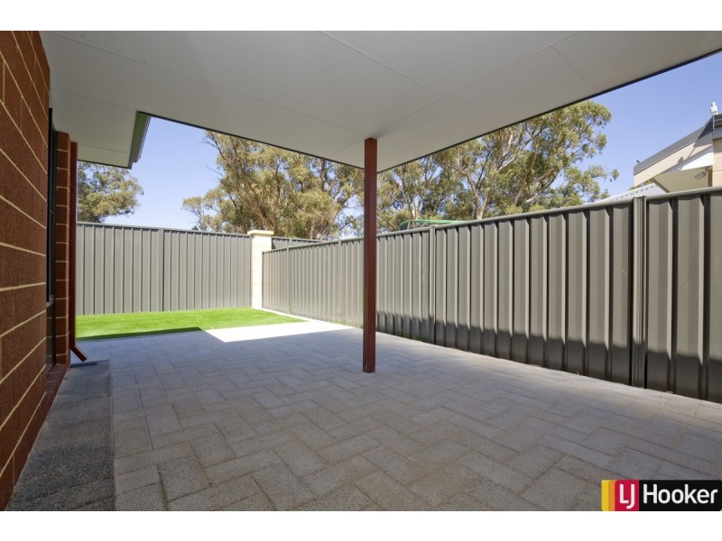 59 Gooljak Rise, Lakelands WA 6180