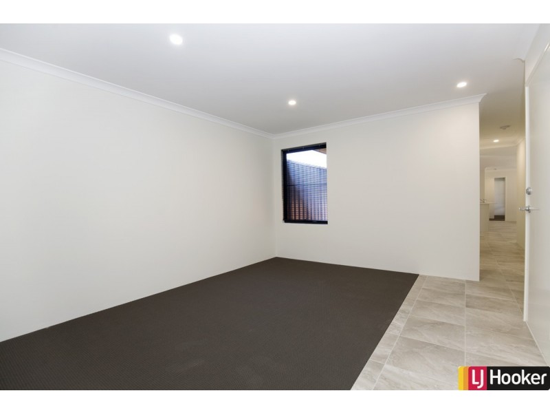 59 Gooljak Rise, Lakelands WA 6180