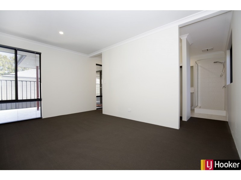 59 Gooljak Rise, Lakelands WA 6180