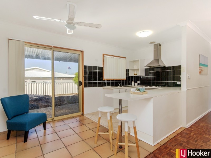 2/55 Davey Street, Mandurah WA 6210