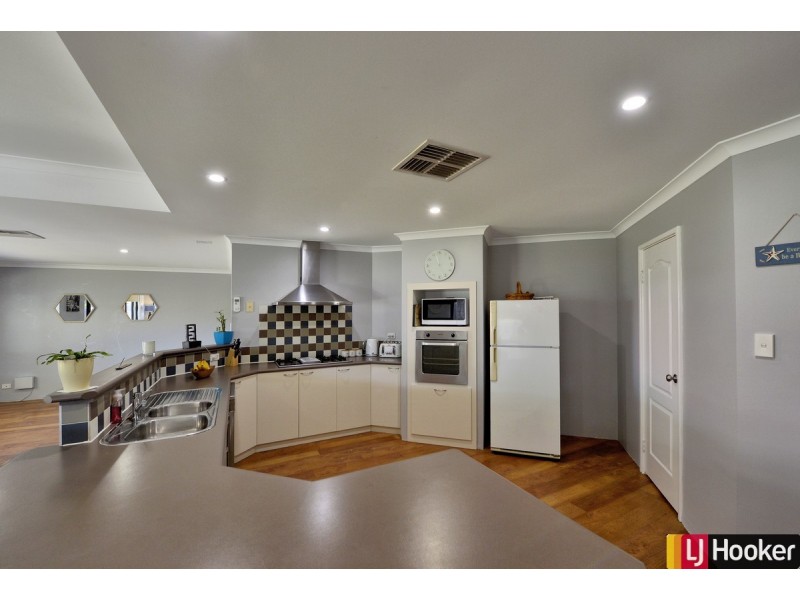 12 Chyverton Corner, Erskine WA 6210