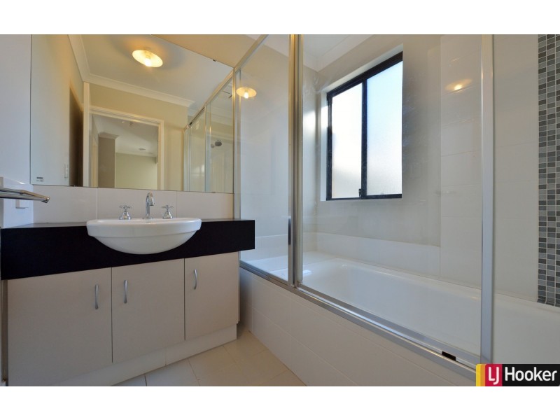 12/323 Pebble Beach Boulevard, Meadow Springs WA 6210