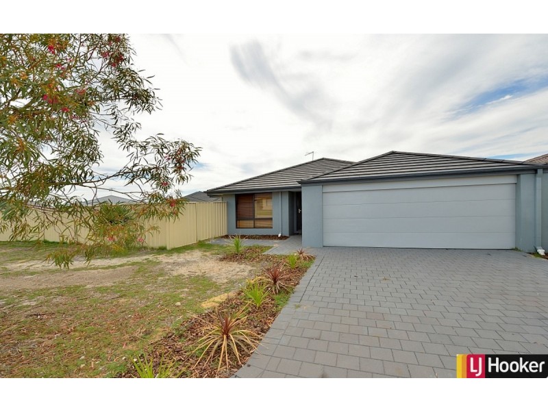 25 Highcliffe Circle, Lakelands WA 6180