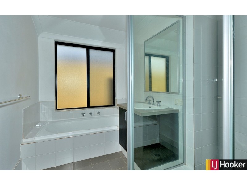 25 Highcliffe Circle, Lakelands WA 6180