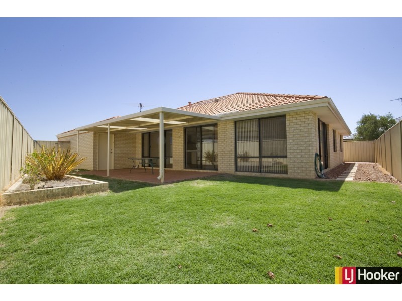 16 Bertha Loop, Dudley Park WA 6210