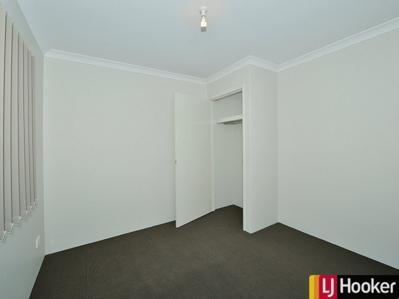 9 Blanche Crescent, Lakelands WA 6180