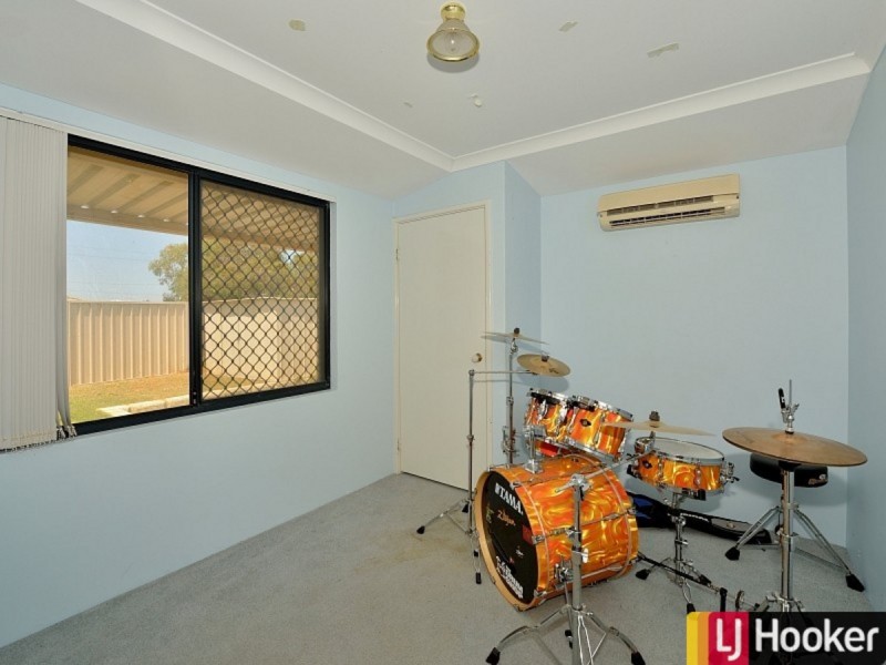 1 Augusta Mews, Meadow Springs WA 6210