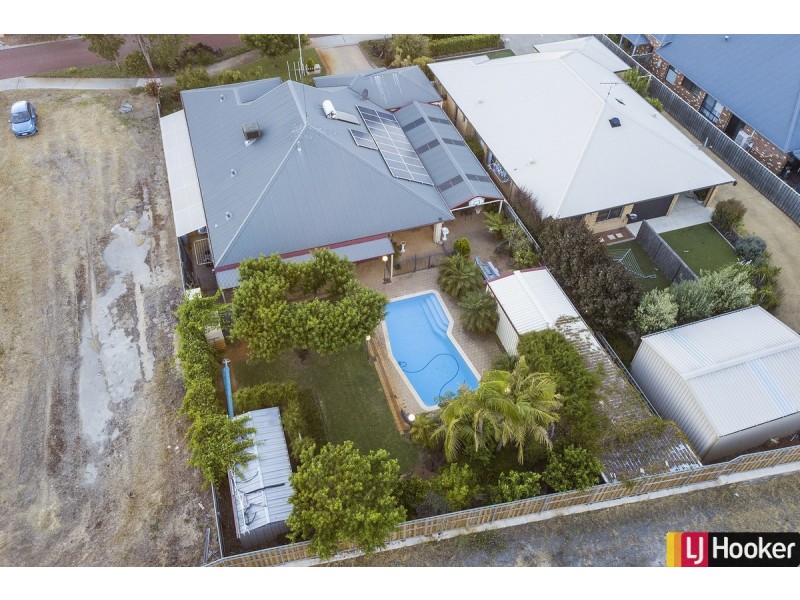 12 Arabian Drive, Coodanup WA 6210