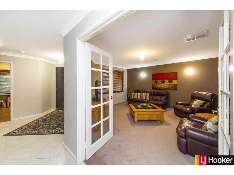 12 Arabian Drive, Coodanup WA 6210