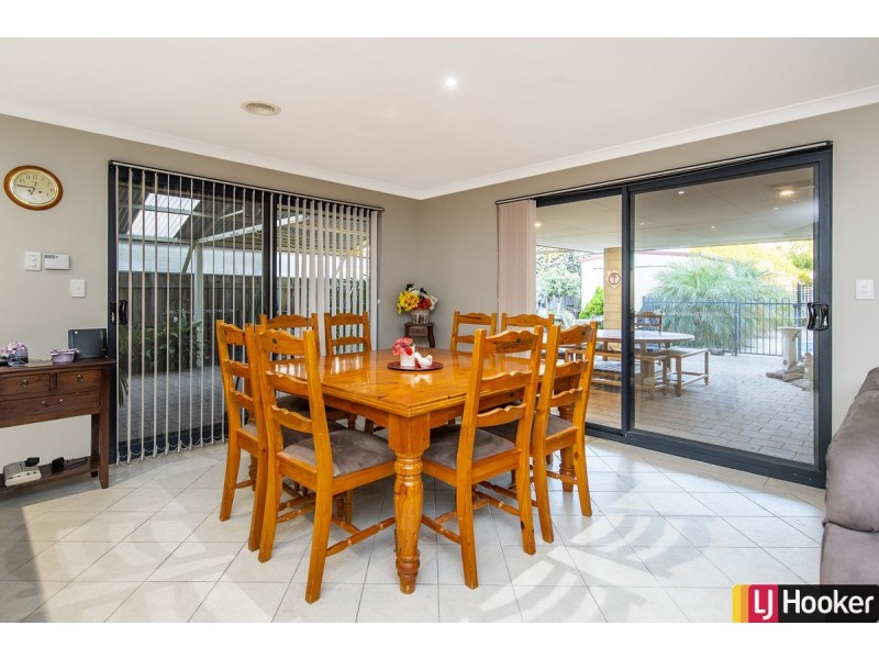 12 Arabian Drive, Coodanup WA 6210