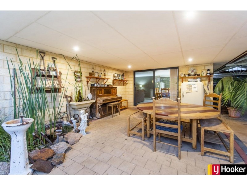 12 Arabian Drive, Coodanup WA 6210