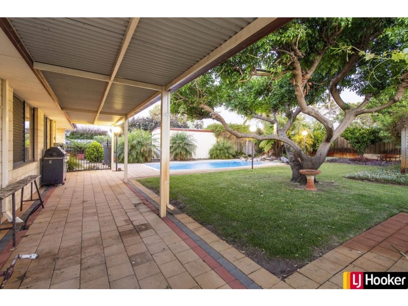 12 Arabian Drive, Coodanup WA 6210