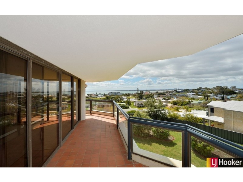 14/6A Valley Road, Halls Head WA 6210