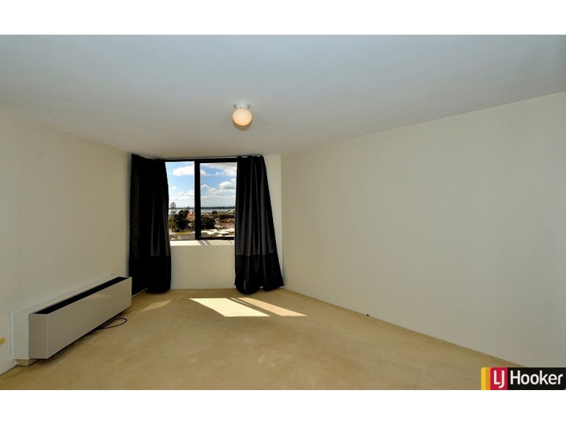 14/6A Valley Road, Halls Head WA 6210